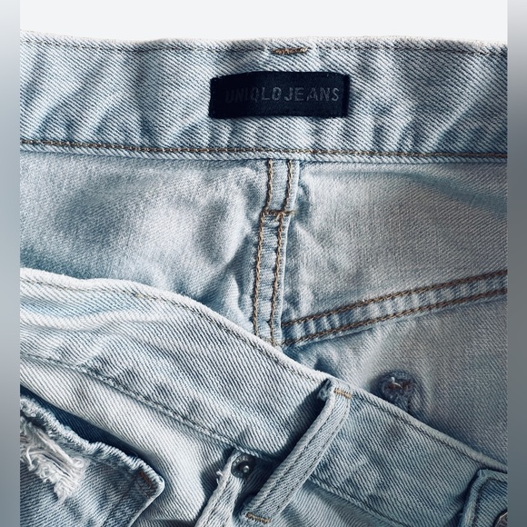 Uniqlo Distressed Light Wash Denim Short 100% Cotton Size 12 - Picture 5 of 7
